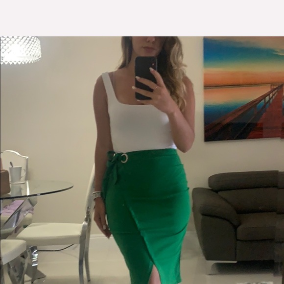 SHEIN Midi Skirt - Picture 2 of 2